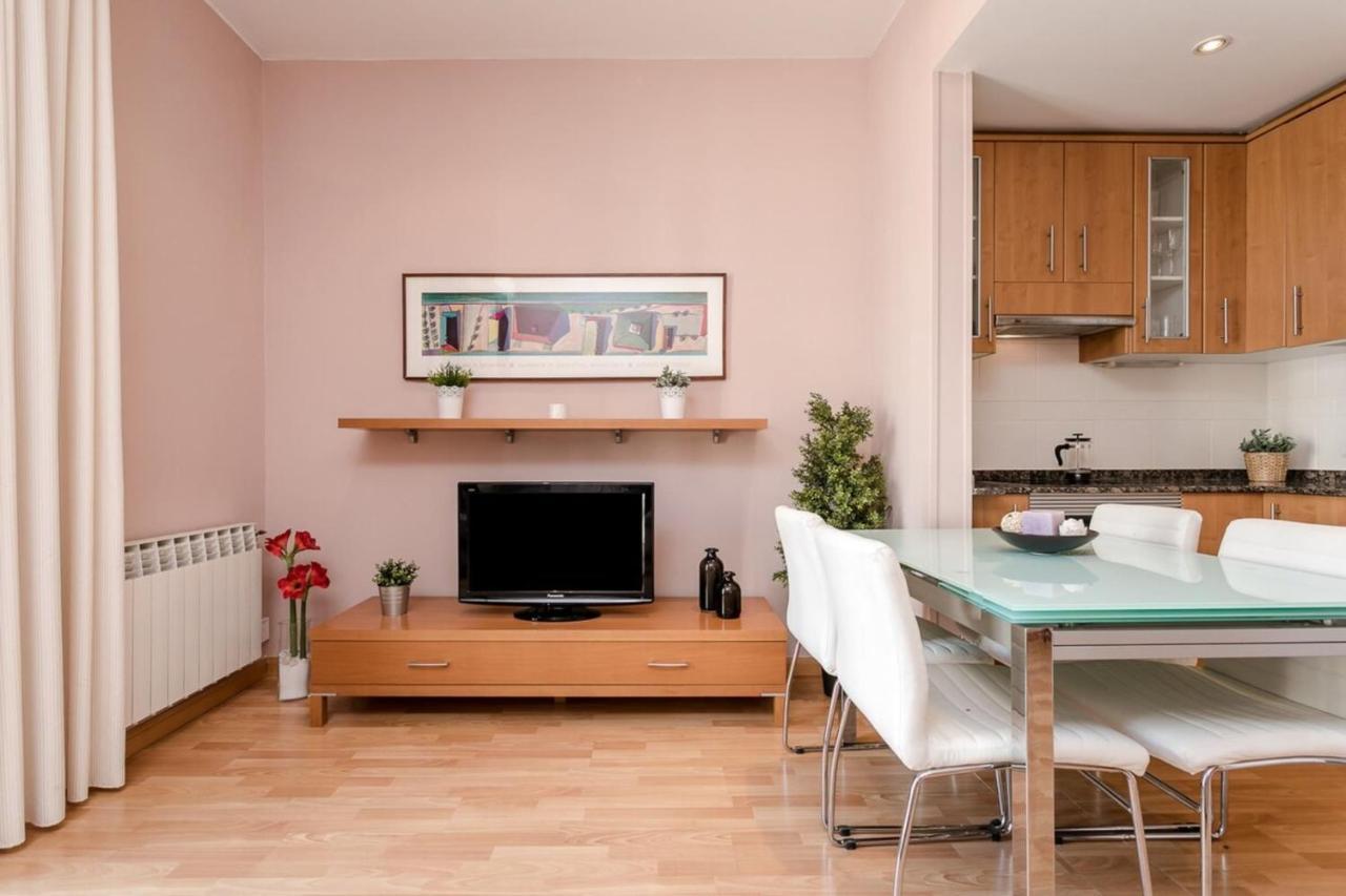 Fantastic 2 Bedroom 5 Minutes By Car From Plaza Catalunya Barcelona Eksteriør billede