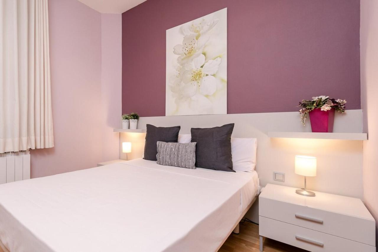 Fantastic 2 Bedroom 5 Minutes By Car From Plaza Catalunya Barcelona Eksteriør billede